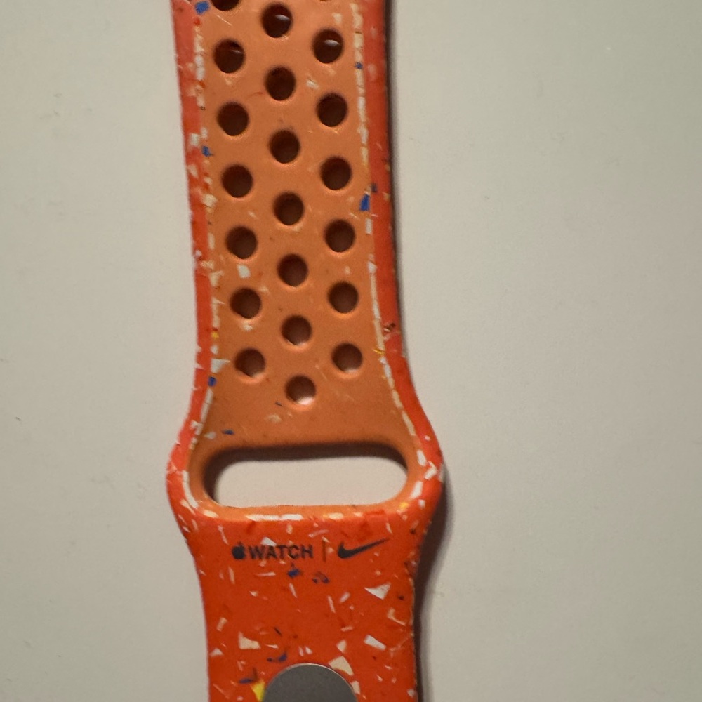 Apple Bright Orange Watch Strap - Picture 6 of 6